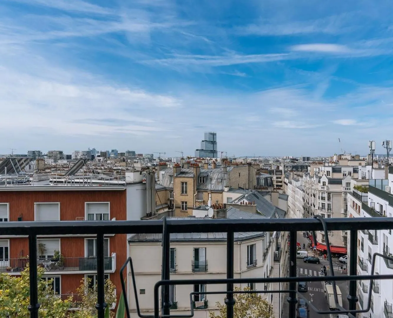 Amazing View 2Bd Apartment Montmartre! Paris