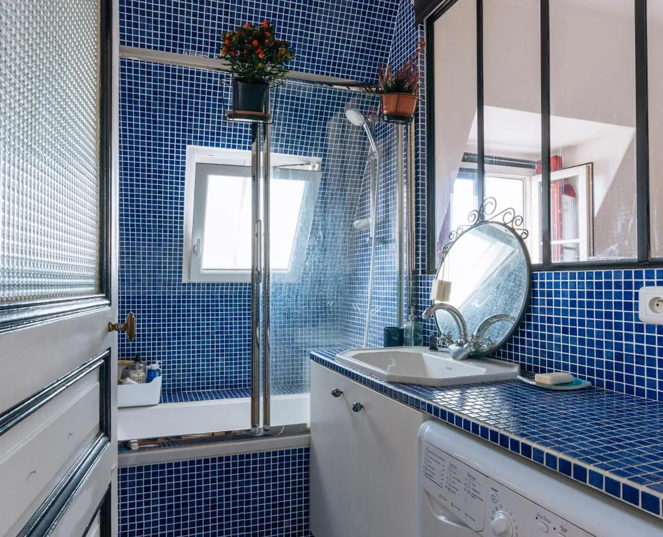 Amazing View 2Bd Apartment Montmartre! Paris France